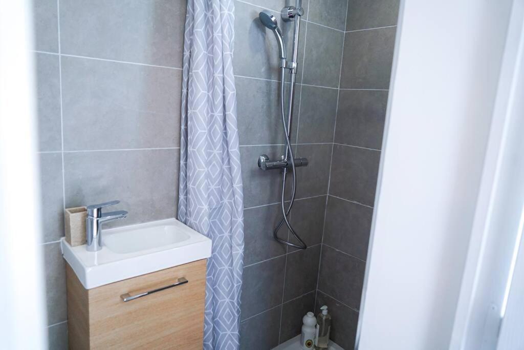 Le Voltaire • Proche Gare • Moderne Villa Chateauroux Ngoại thất bức ảnh